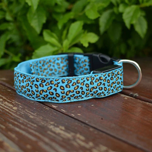 Collier lumineux pour chien | Motif léopard foncé