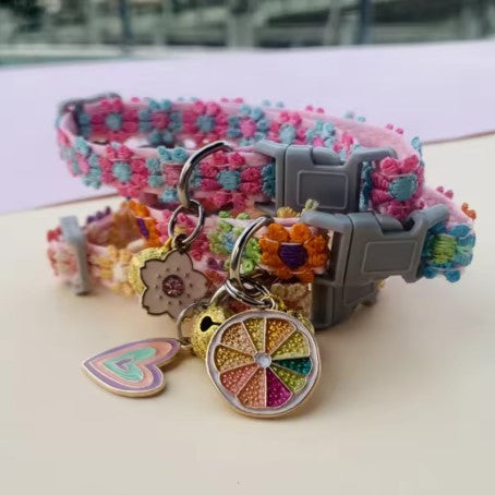 Collier chien | motif de fleurs
