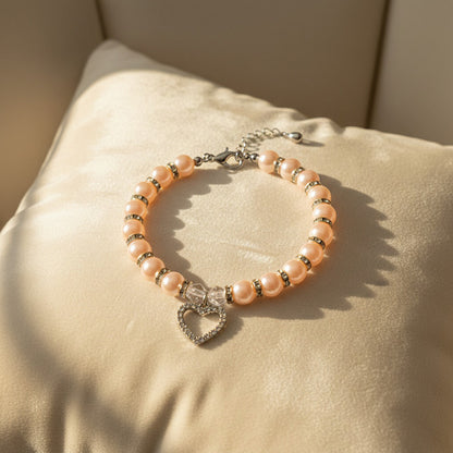 collier petit chien perles pendentif rose pâle