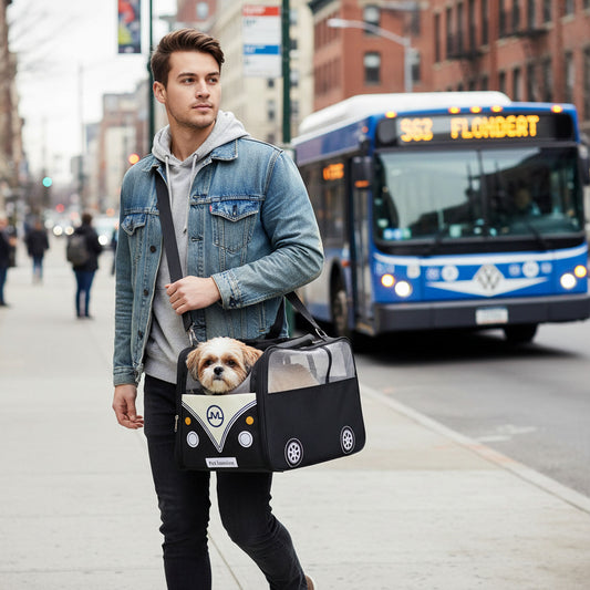 sac transport chien motif autobus noir trottoir